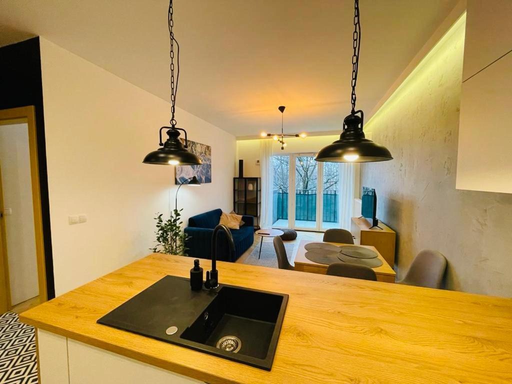 לודז' Drewnowska 77 Prime Apartment מראה חיצוני תמונה